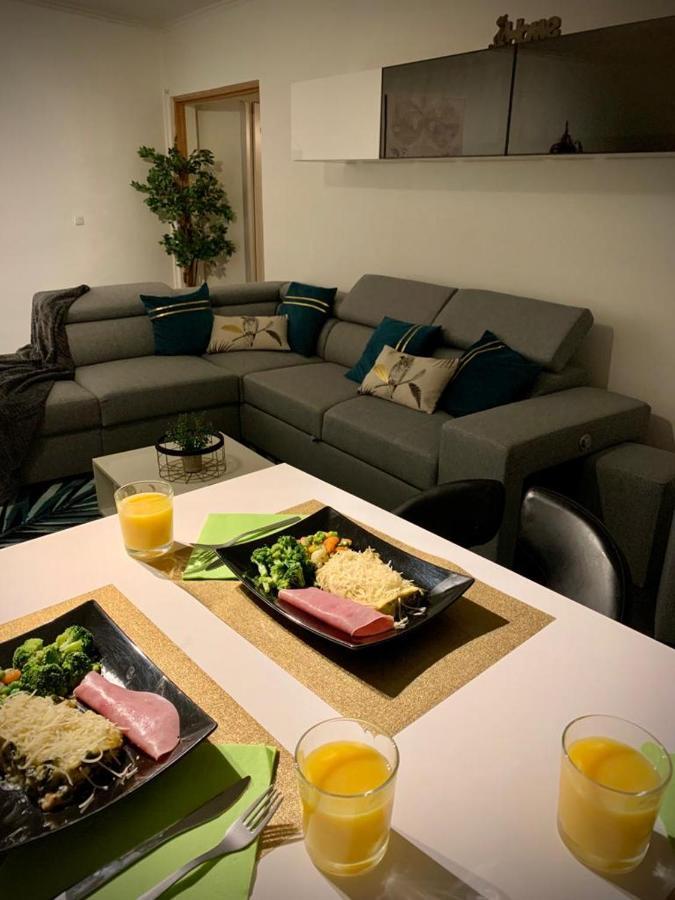 Grand Appartement 2 Chambres 5 Pers Max, Vue Panoramique Avec Parking Mulhouse Bagian luar foto